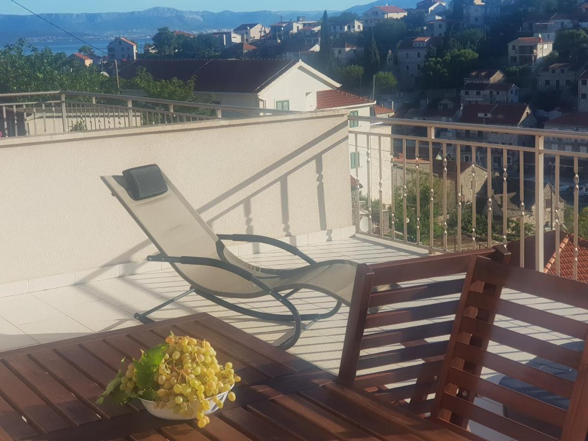 New Apartment With Panoramic View Stomorska Dış mekan fotoğraf