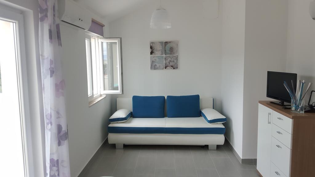 New Apartment With Panoramic View Stomorska Dış mekan fotoğraf